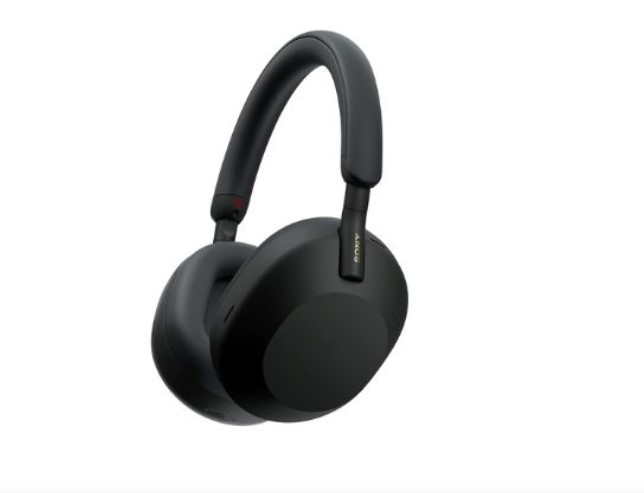 2. Sony WH-1000XM5: Immersive Sound, Uninterrupted