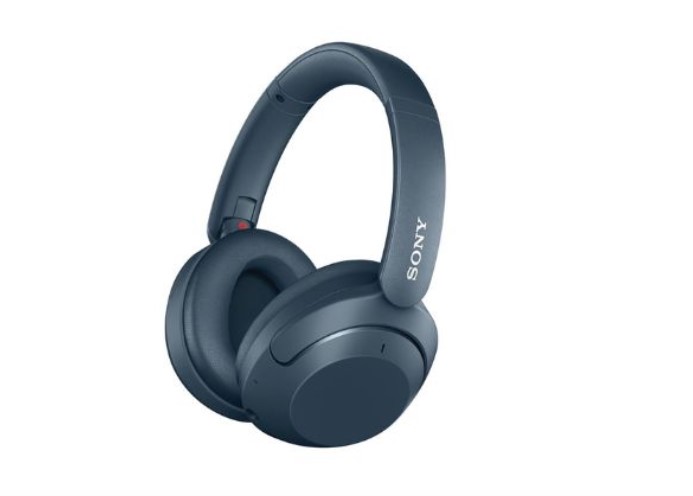 Sony WH-XB910N: Harmonizing Sound and Surroundings